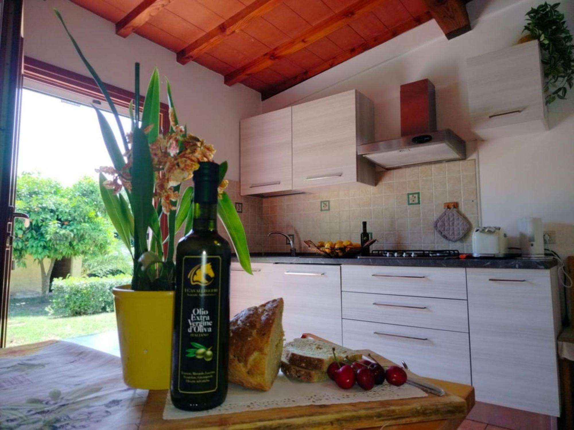 I Cavalleggeri Villa Кастането Кардучи Екстериор снимка